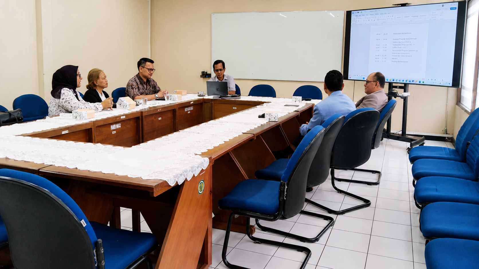 Rumpun Pajak FEB Unpad Bahas Kesinambungan RPS